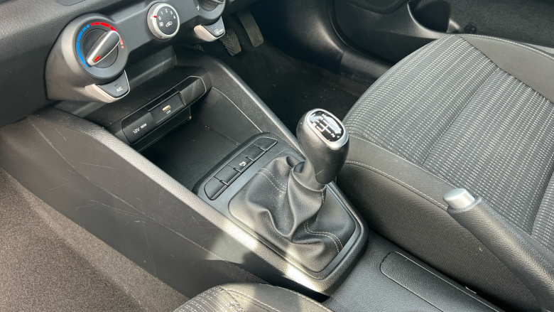 Kia Stonic 1.0T GDi 99 2 5dr Petrol Estate